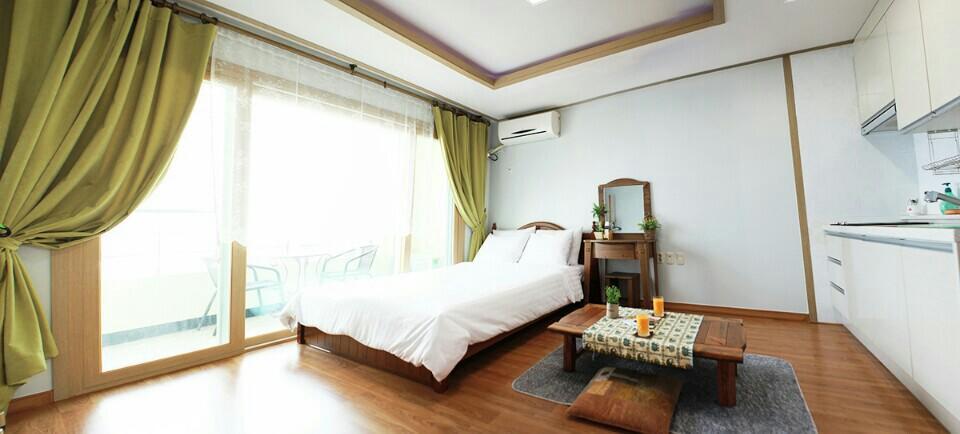 Jeju Bada Wi Olle Pension Согвипхо Номер фото